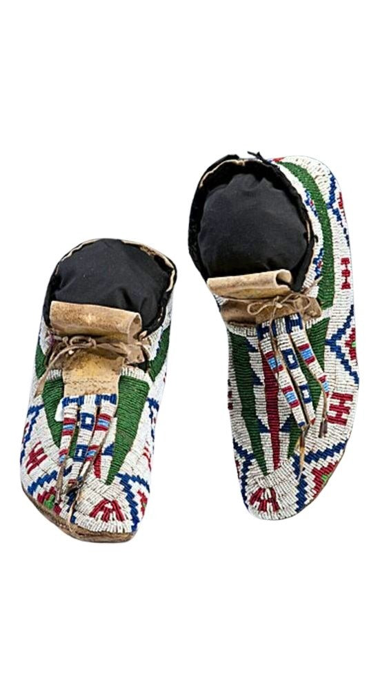 Native American Style Handmade Beaded Powwow Dance Moccasin PMC690