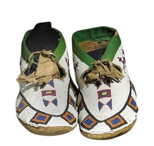 Native American Style Handmade Beaded Powwow Dance Moccasin PMC747